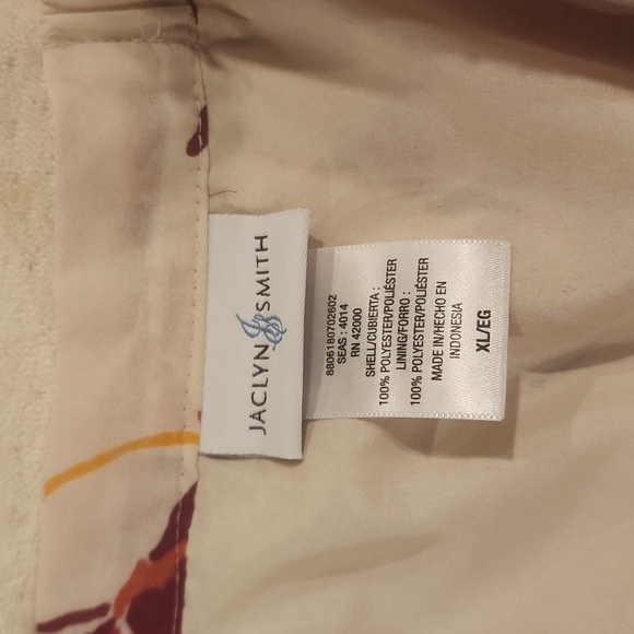 Skirt - Picture 3 of 4